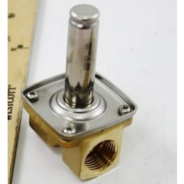 Danfoss 032U1252 Solenoid Valve Normally Closed 1/2" EV220B