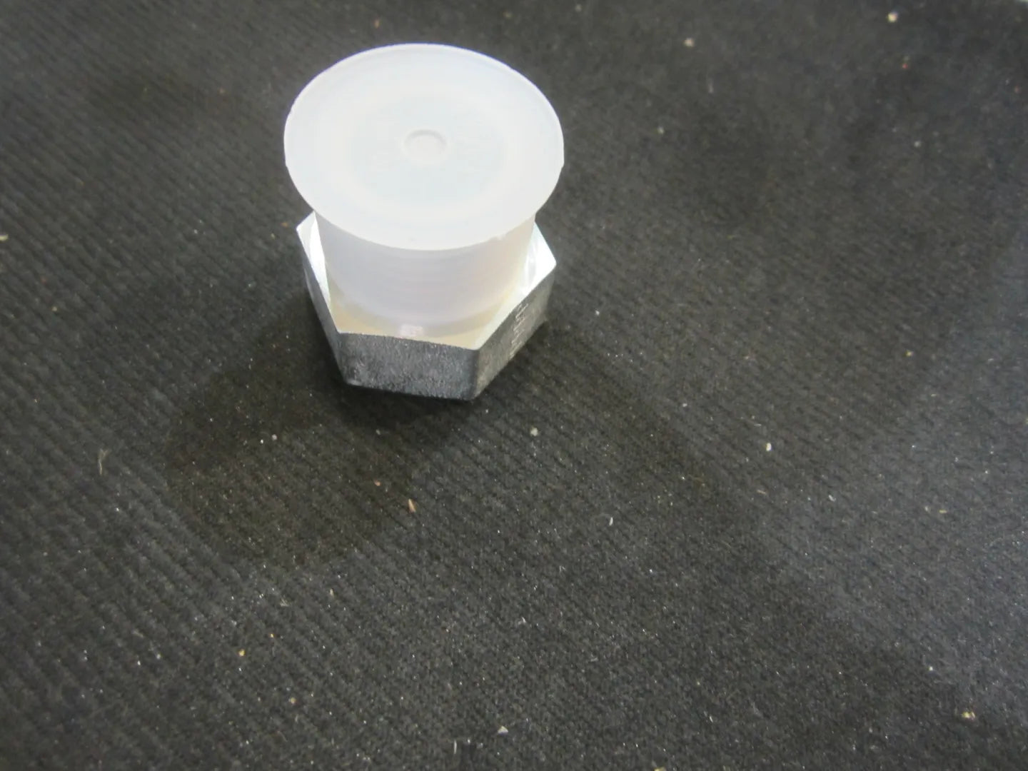 JLG Part # 1100988 – Spring Guide Hex Plug