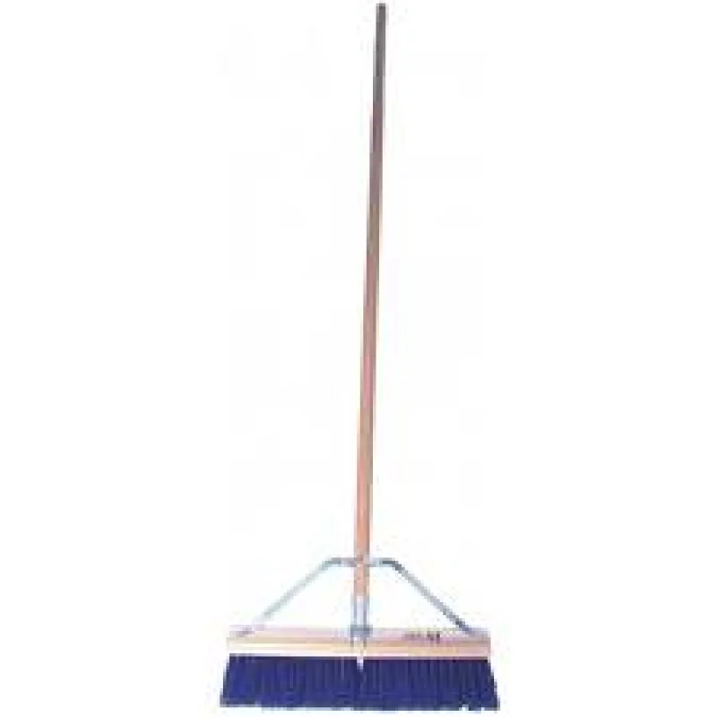 18″ Stiff Broom, Handle, & Brace