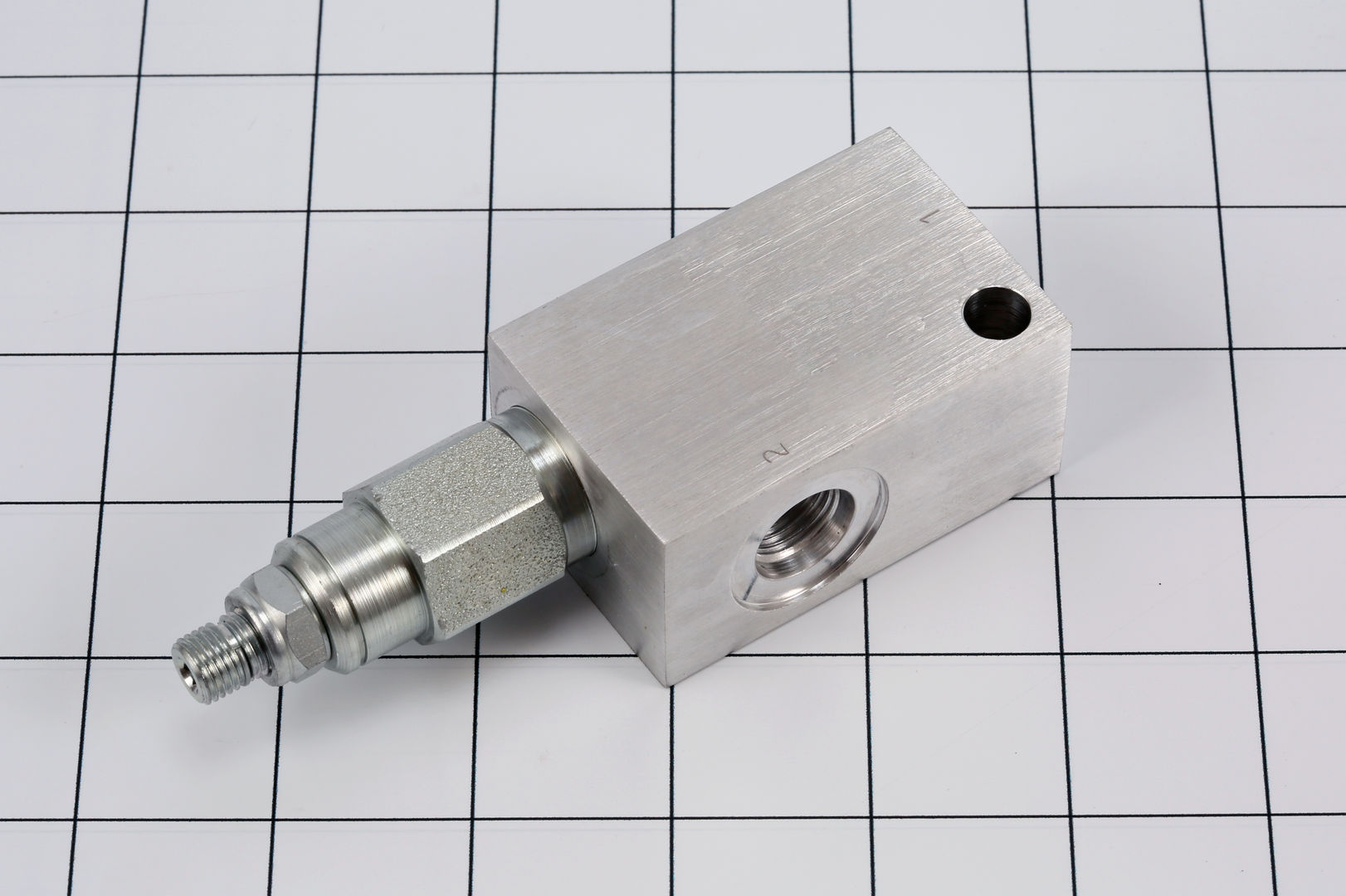 JLG Part # 4640818 – Relief Valve