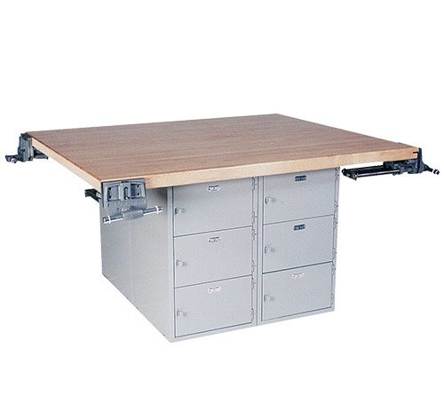 Midwest 4-Station Work Bench with 12 Flat Lockers and 4 Wilton Vises (10")