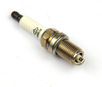 Briggs & Stratton Spark Plug For Mower Models MNA152505, MNA152905, 692051