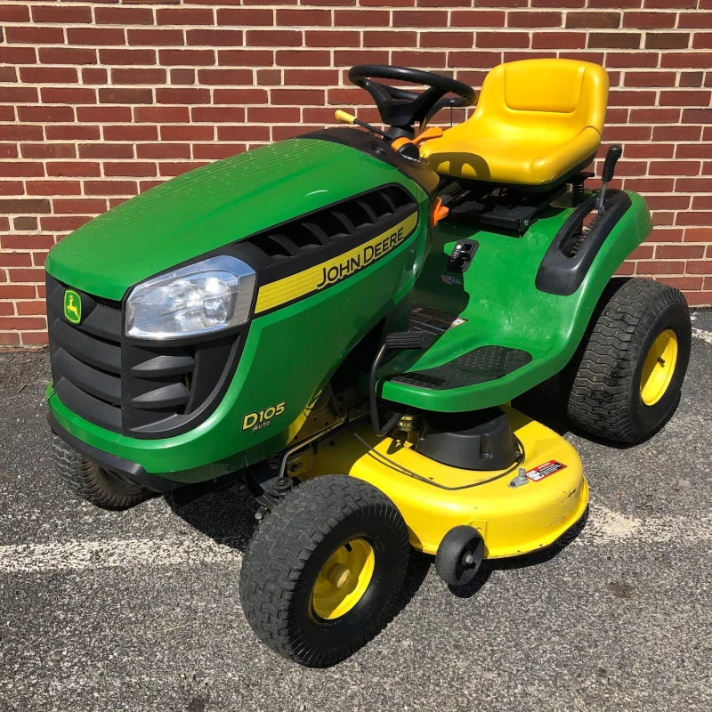D105 John Deere 42″ Riding Tractor (Used)