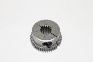 Genie Lift Part # 37003GT - COUPLER,HUB,15 TOOTH 7/16BOLT*, EA