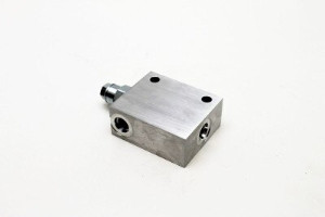 Genie Lift Part # 38472GT - MANIFOLD, WITH VALVE (SUN)****, EA