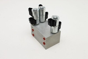 Genie Lift Part # 128570GT - MANIFOLD,ROTATING JIB,Z40, EA