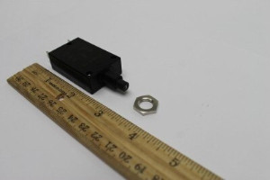 Genie Lift Part # 124127GT - CIRCUIT BREAKER,3A, EA